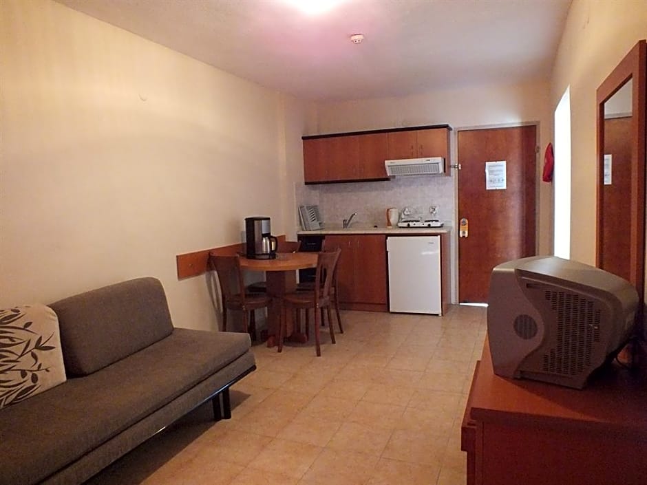 Tuntas Family Suites Kusadasi