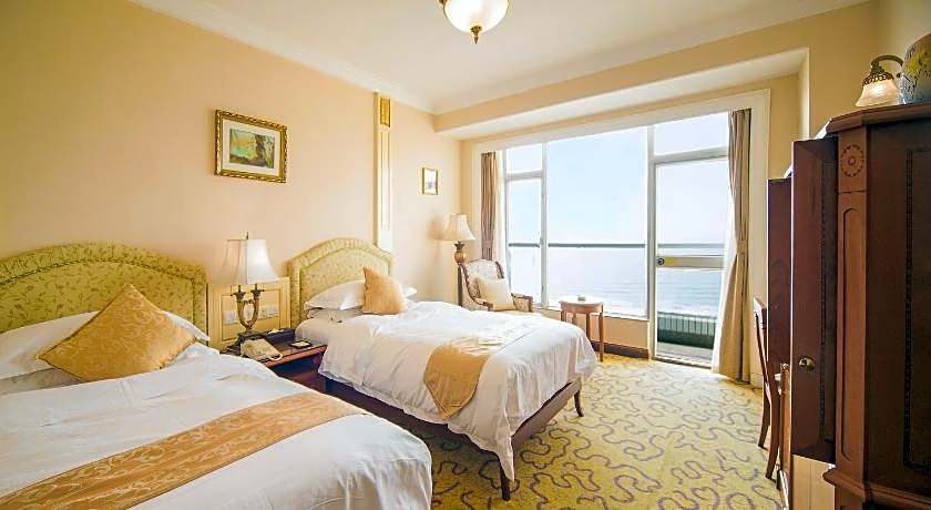 Qingdao Huiquan Dynasty Hotel