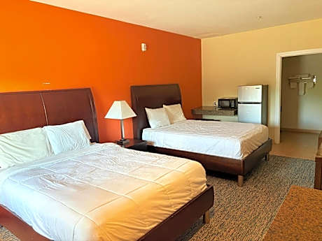 2 Queen Bed Accessible