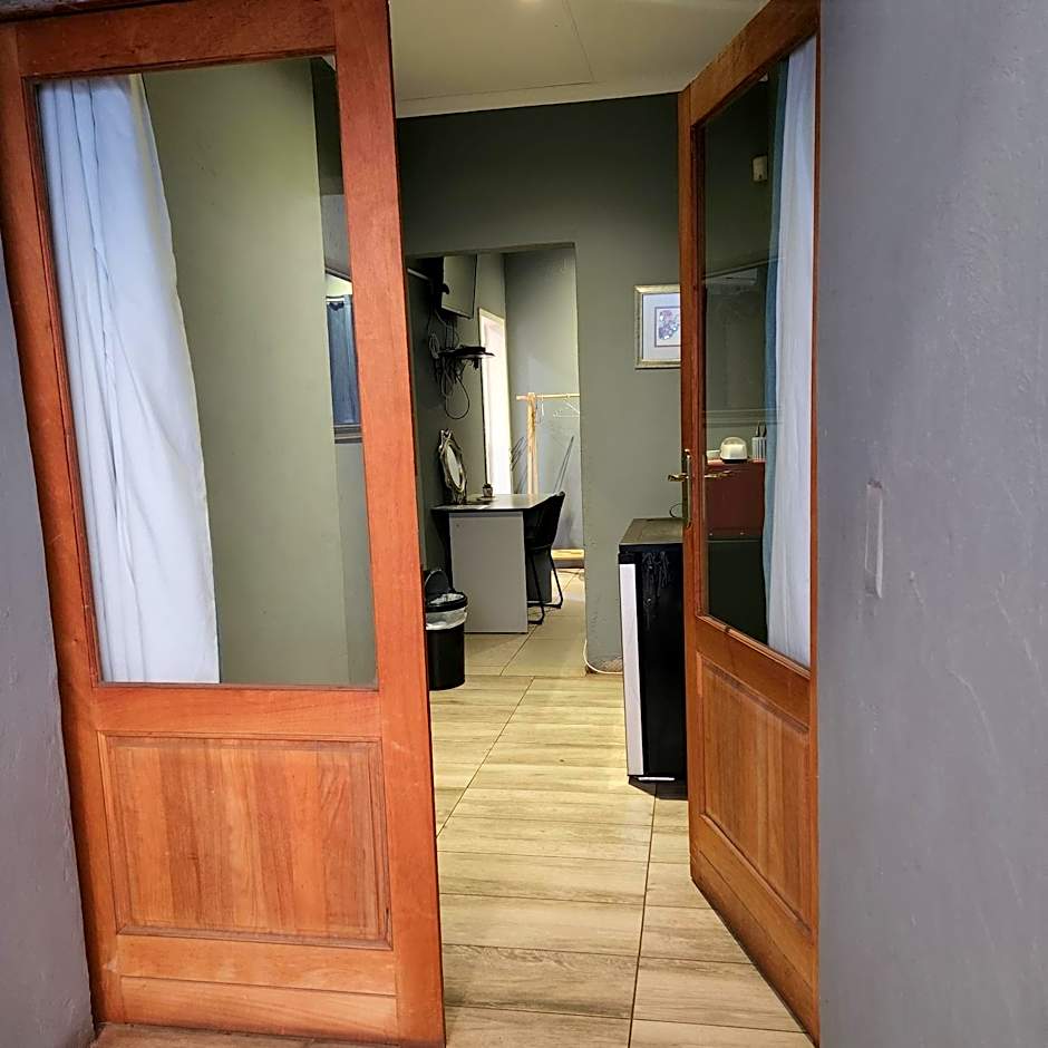 Rue Guesthouse