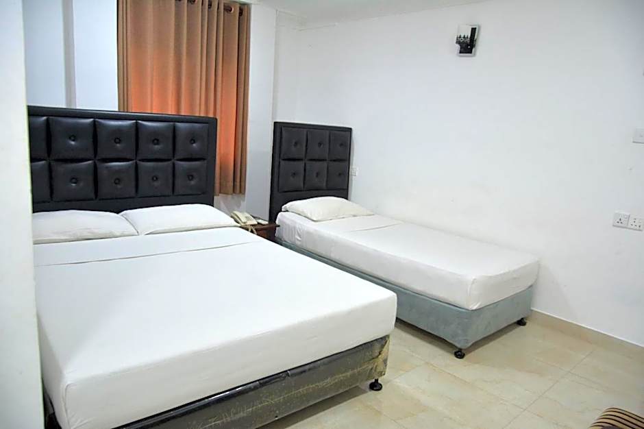 Saasha City Hotel