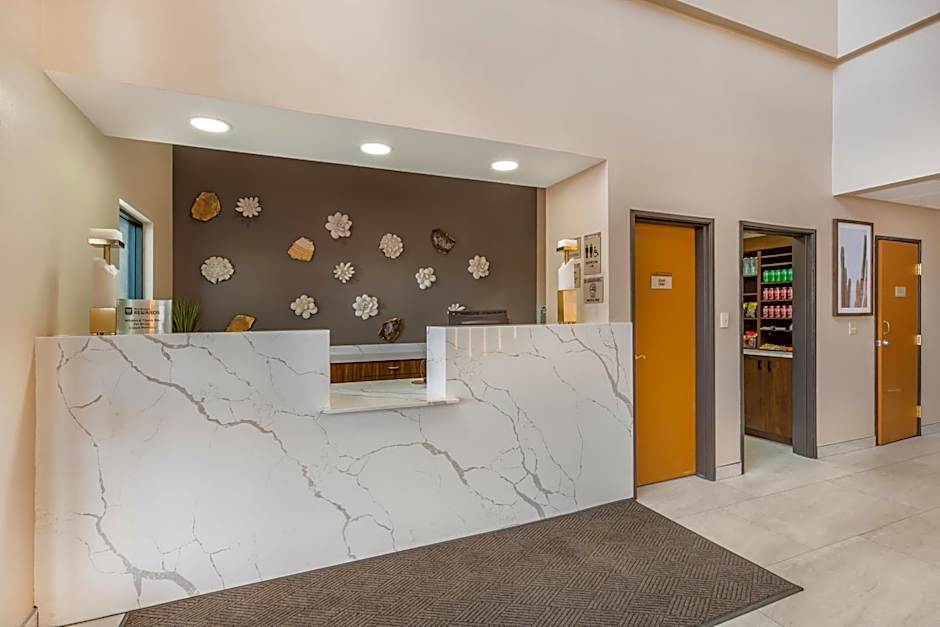 Best Western Gold Poppy Inn