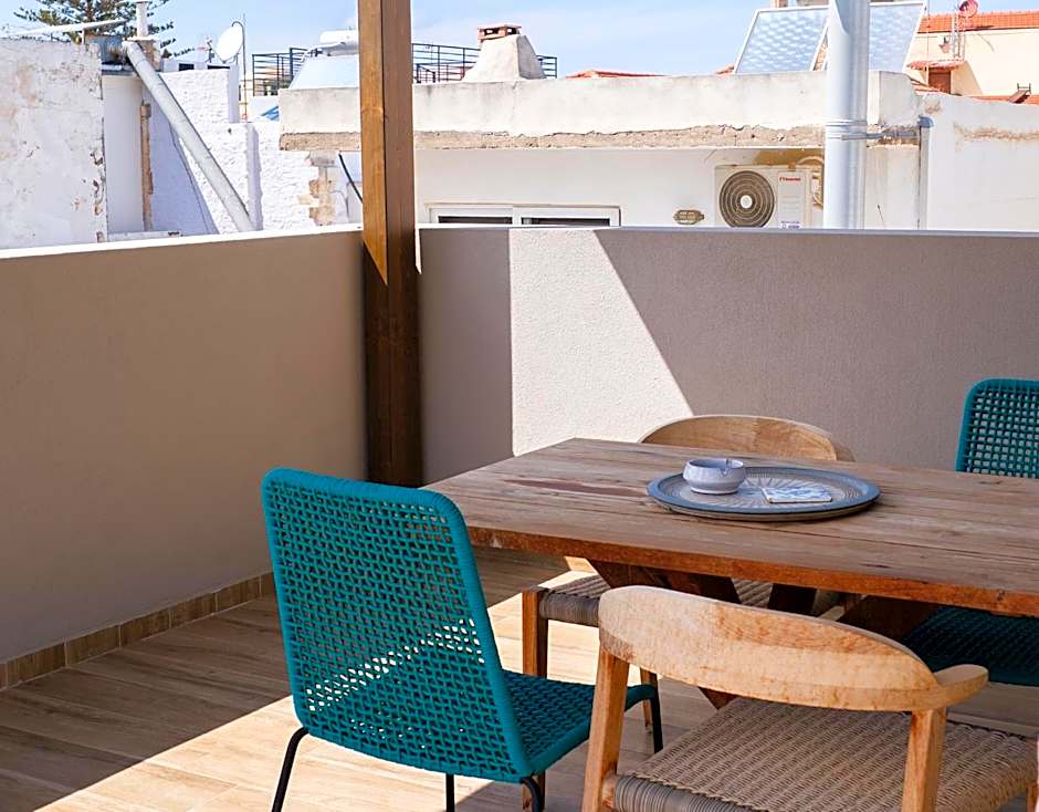 Casa Moazzo Suites and Apartments