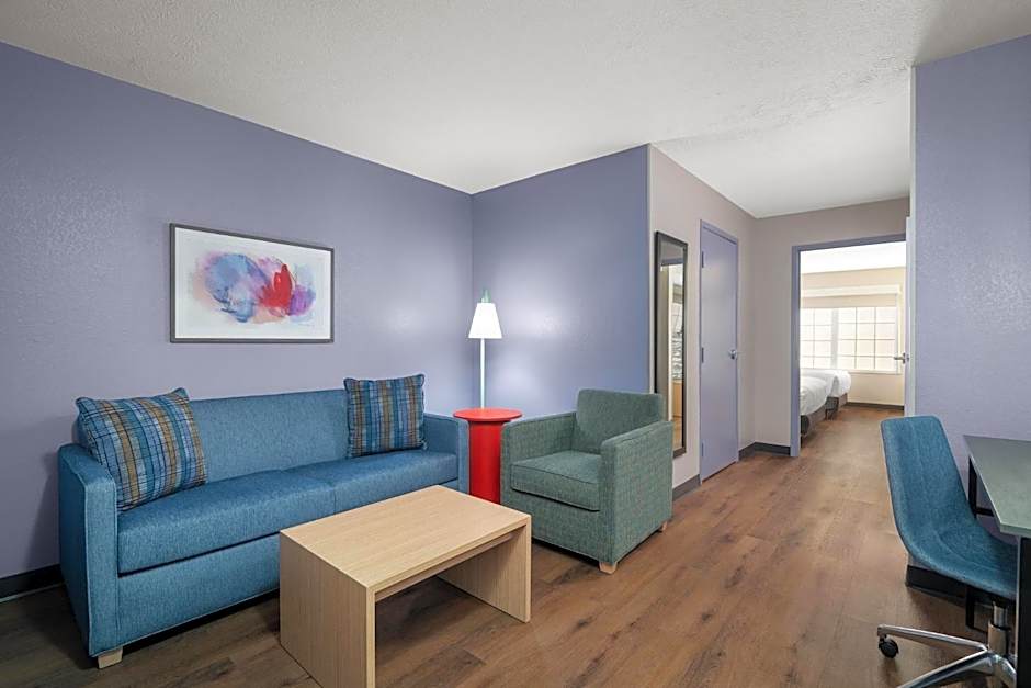 Garner Hotel Paducah West