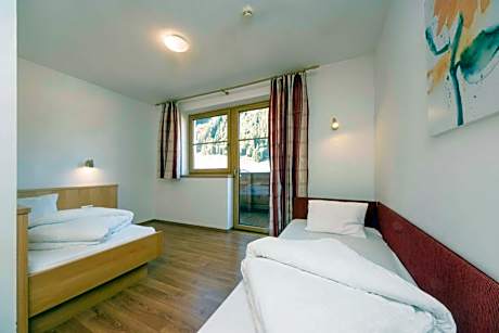 Large Two-Bedroom Apartment 2