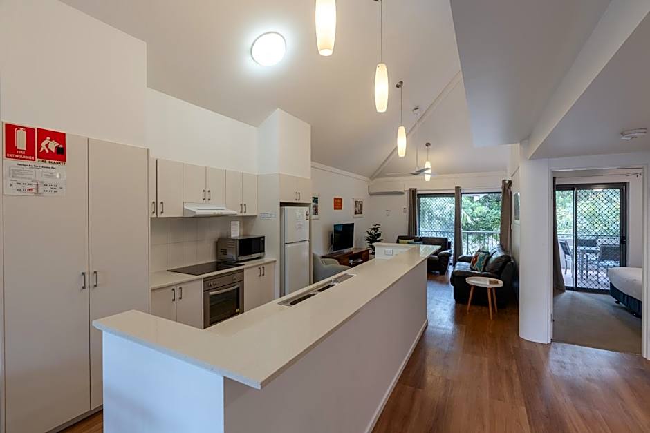 Outrigger Bay Apartments