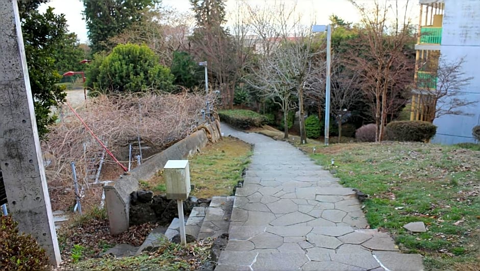 Izu-Kogen Wan Wan Paradise Condominium