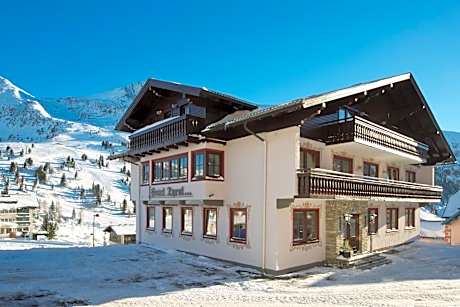 Hotel Garni Haus Tyrol