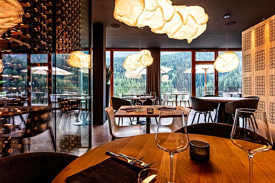 Hotel Arnica Scuol - Adults Only