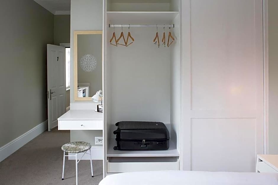 Summerwood Guest House