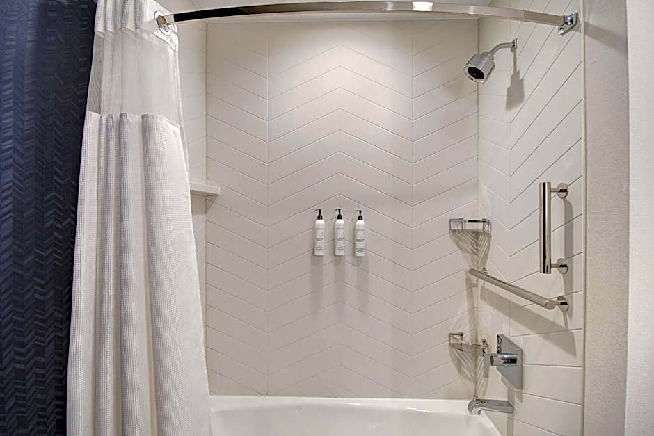 Fairfield by Marriott Inn & Suites Rochester Hills