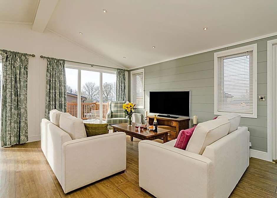 Canterbury Reach Lodge Retreat