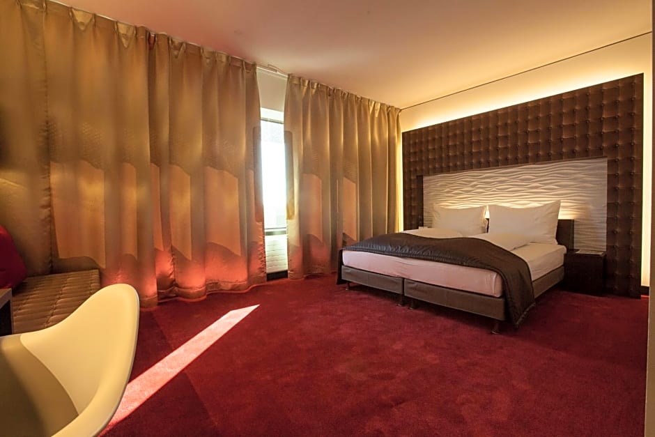 Airport Hotel Basel - Convenient & Friendly