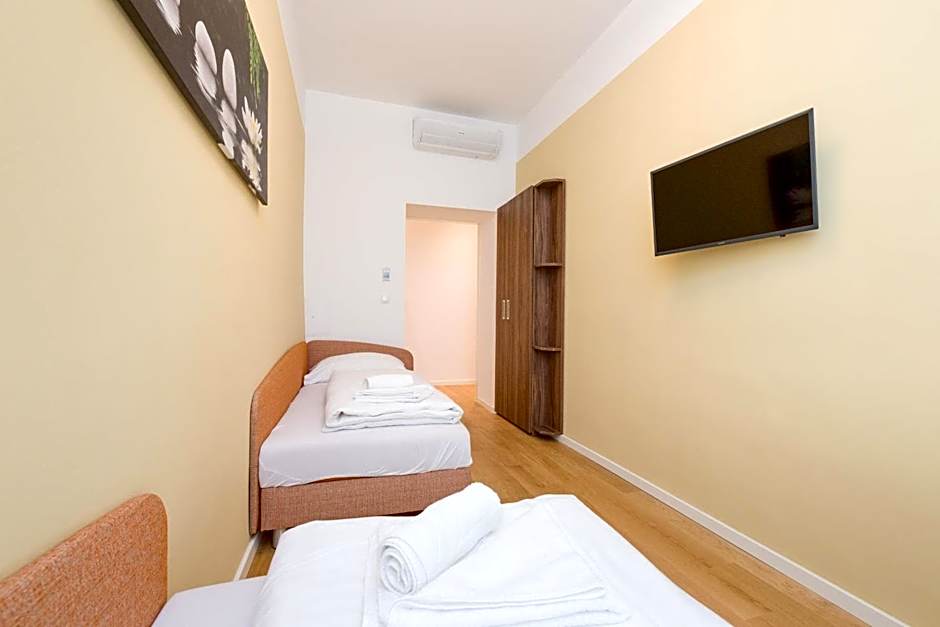 Vienna Stay Apartments or Rooms 1050