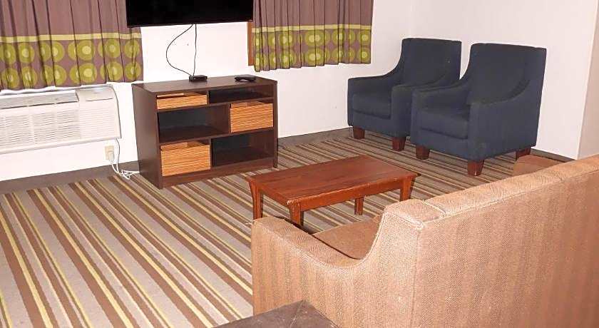 Super 8 by Wyndham Westminster Denver North