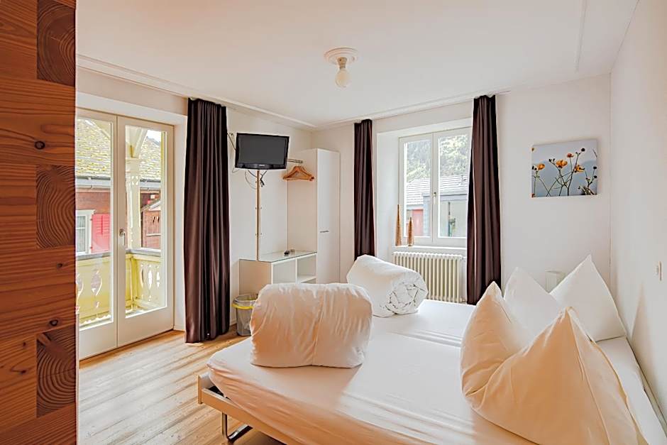 Hotel Vallatscha