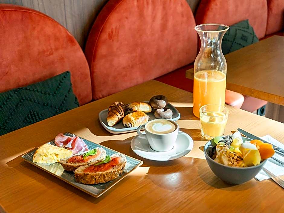 Ibis Styles Sevilla Santa Justa