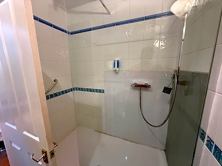 Charles Cotton Hotel