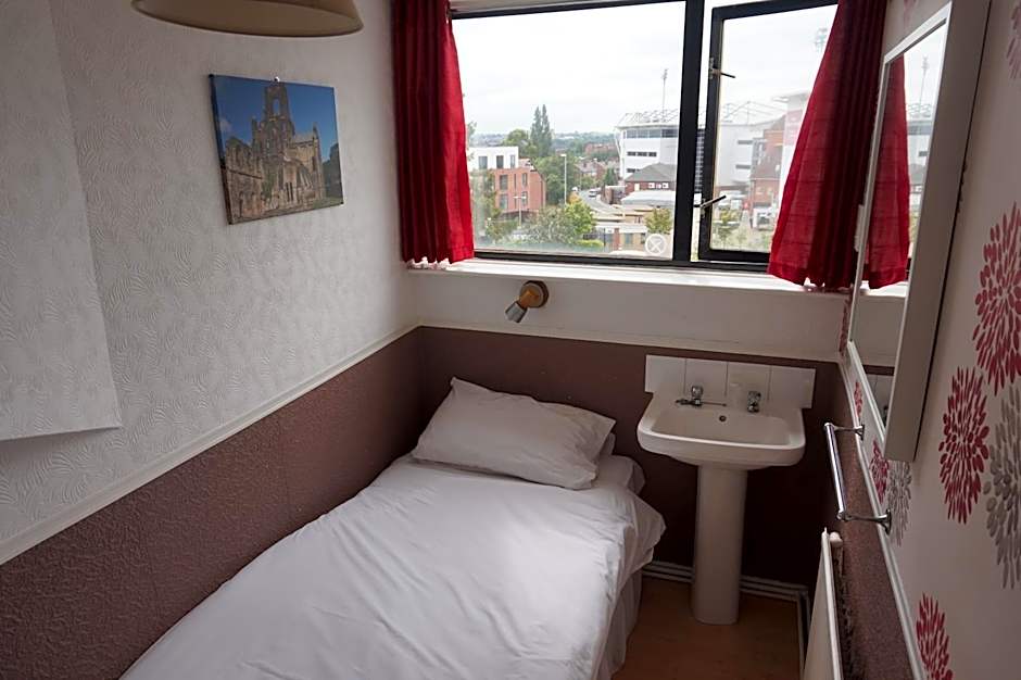 The Boundary Hotel - B&B