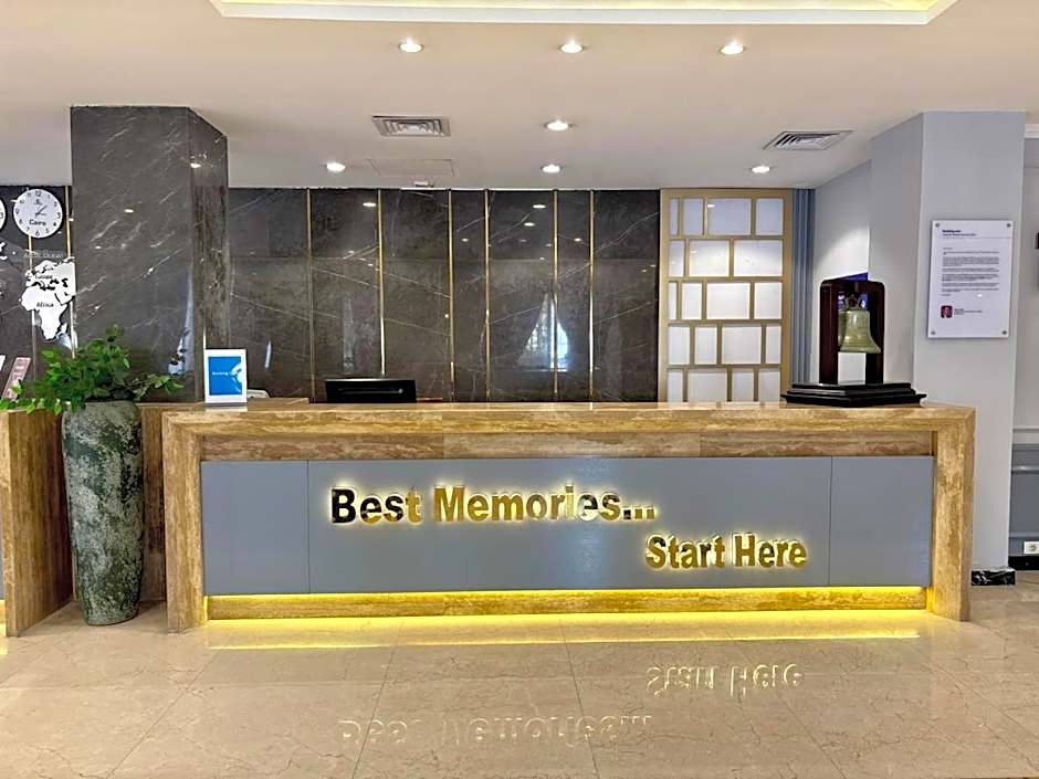 Royal jewel Al-Raml Hotel