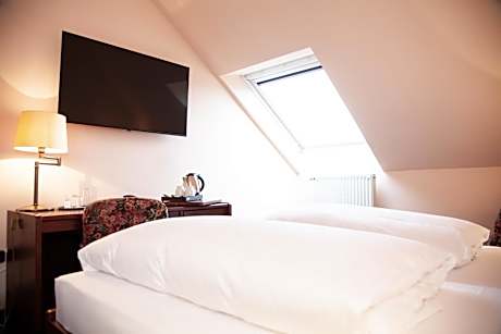 Hotel Lonac