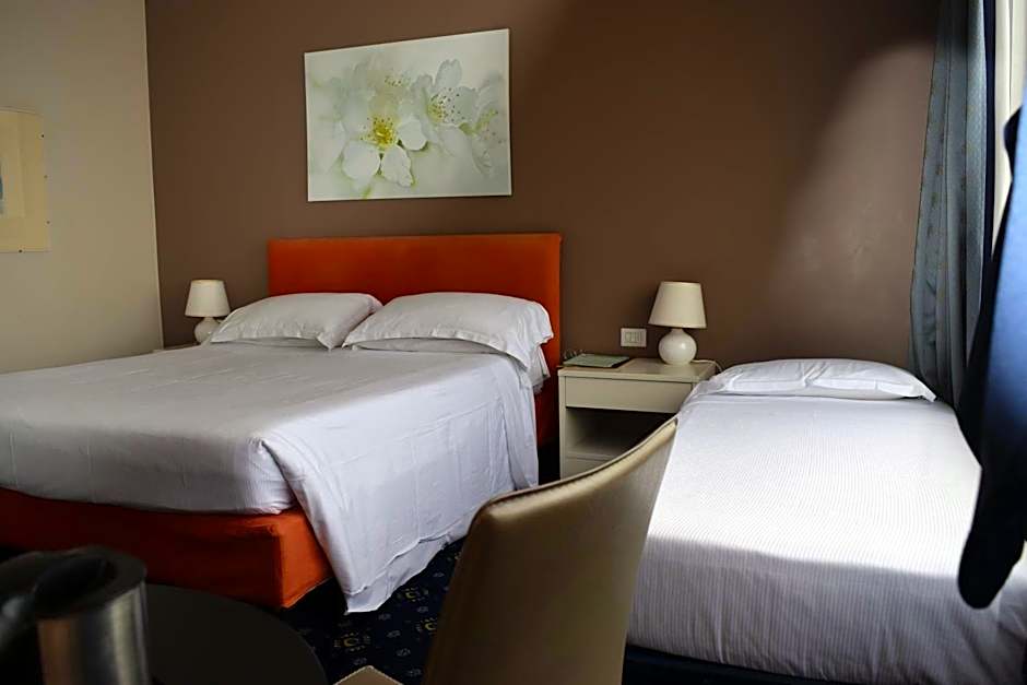 Hotel Blaise & Francis