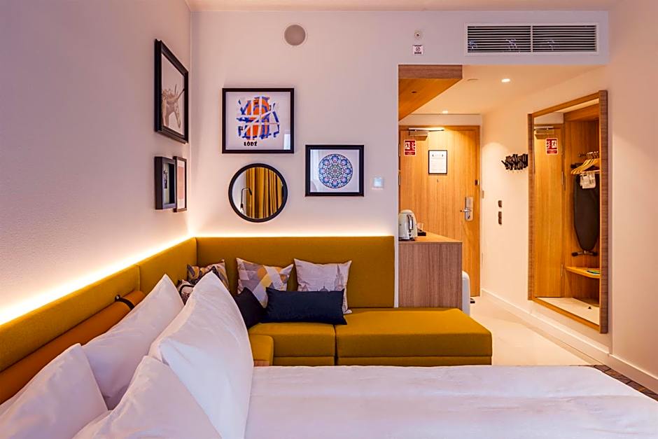 Hampton by Hilton Lodz City Center