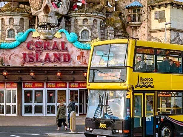 Las Palmas Hotel by the Sea