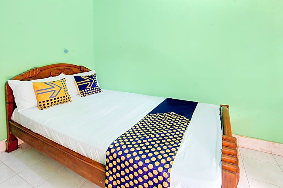 OYO Life 93265 Kos Cendana Seruni Raya