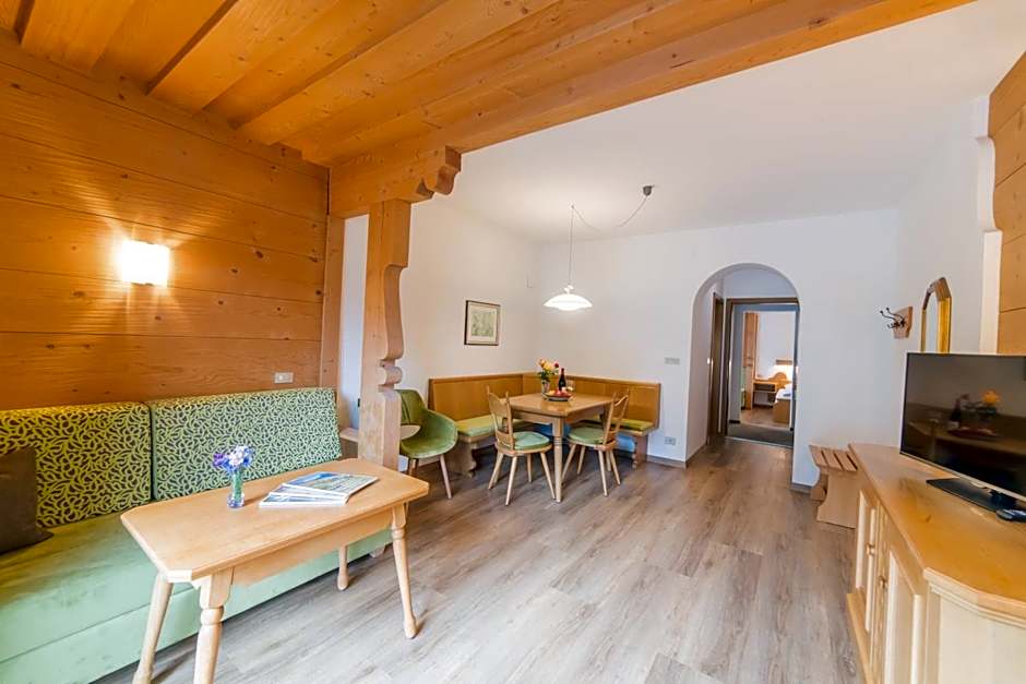 Pension Apartments Pardell