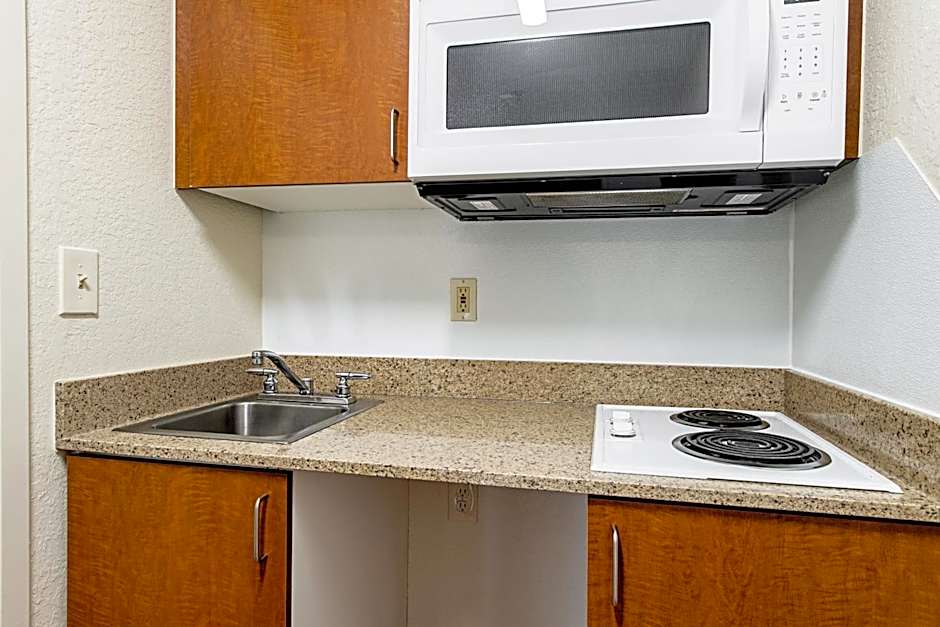 HomeTowne Studios Tacoma - Puyallup