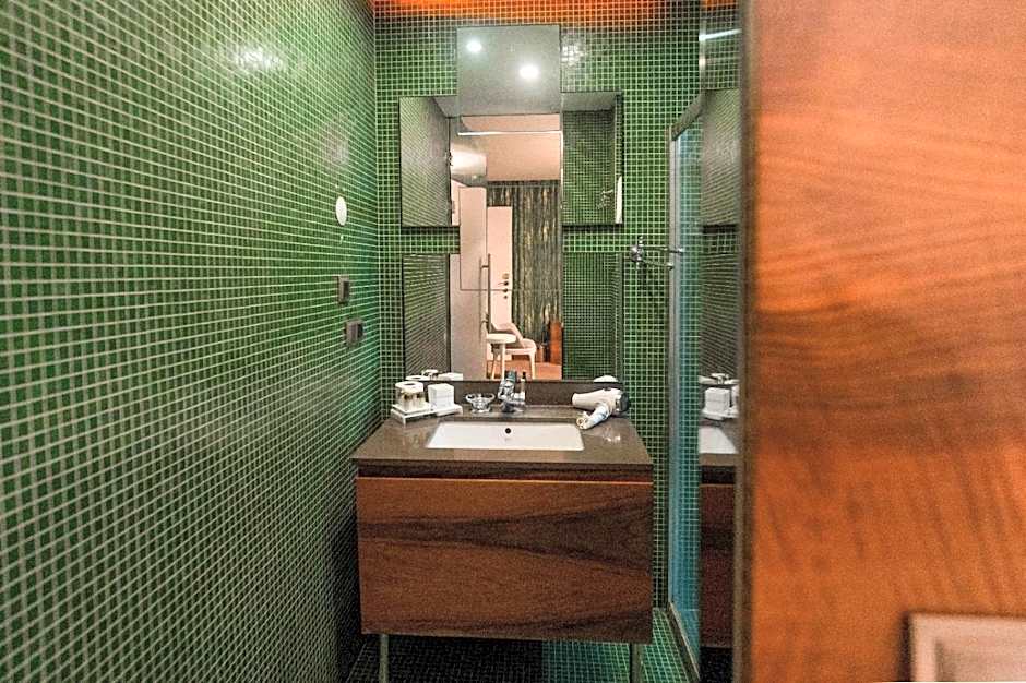 Golden Pars Hotel