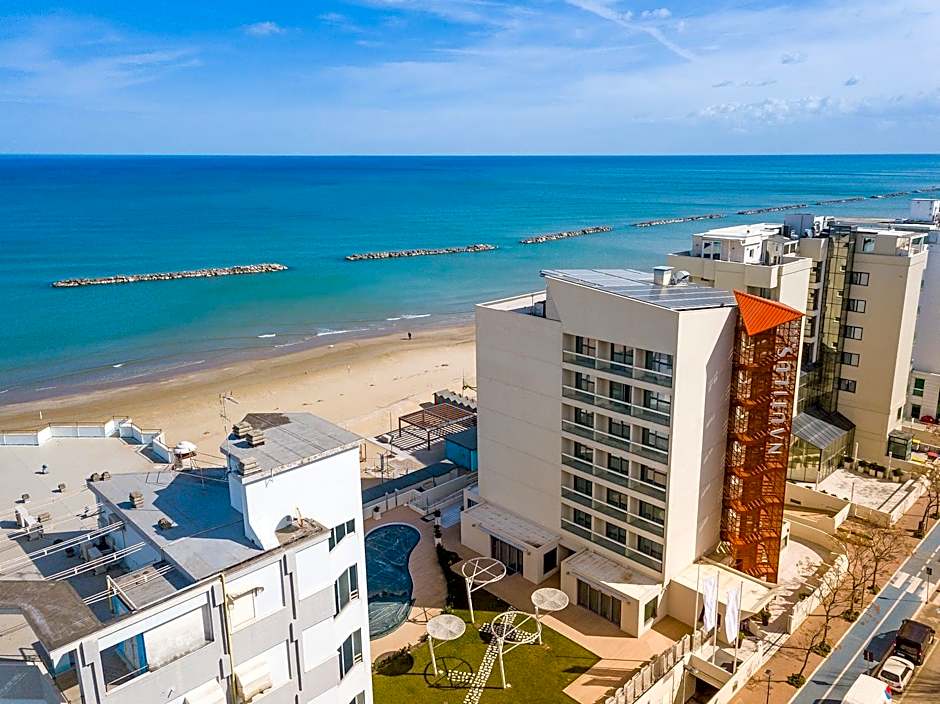 Nautilus Family Hotel