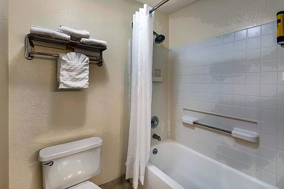 Best Western Plus Orchid Hotel & Suites