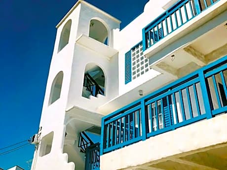 Blue Coco Baler Beach House