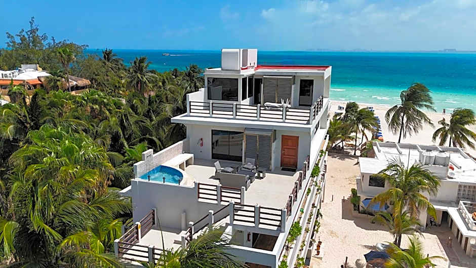 Cuxos Hotel Beachfront
