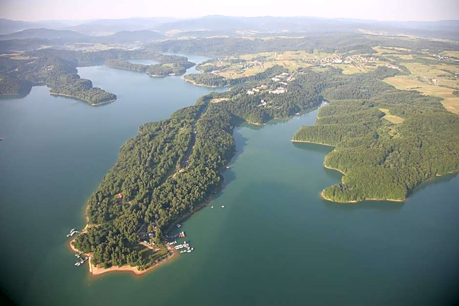 Dom na Skale - Apartamenty w Bieszczadach nad Soliną