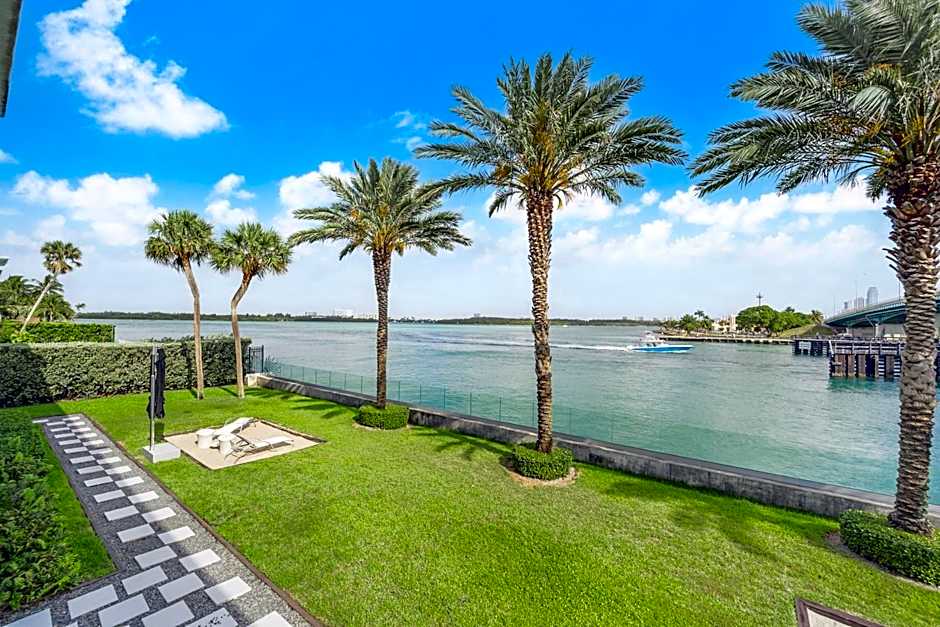 Beach Haus Bal Harbour