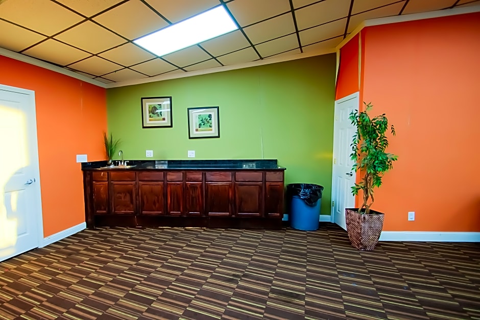 Cypress Inn & Suites Washington - Chocowinity, NC By OYO