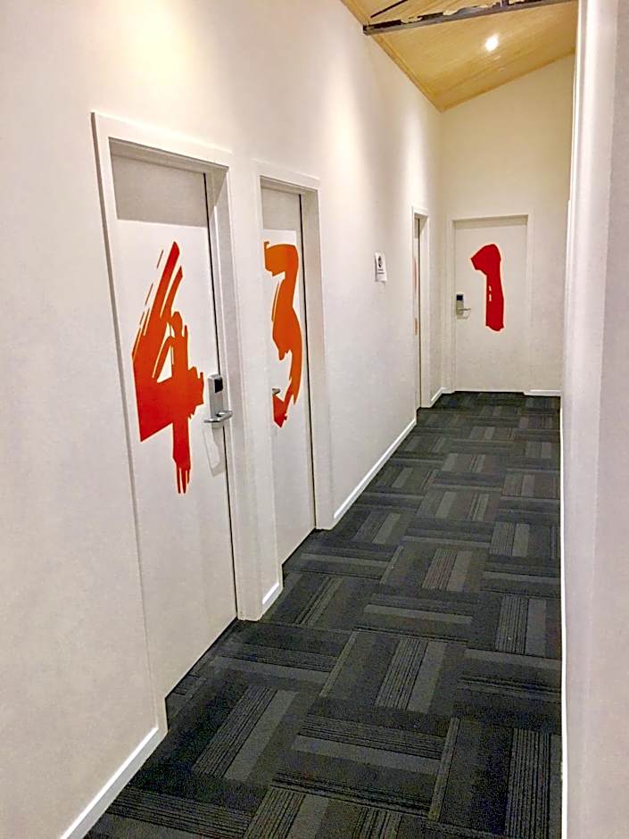 Metro Adventurer Backpackers