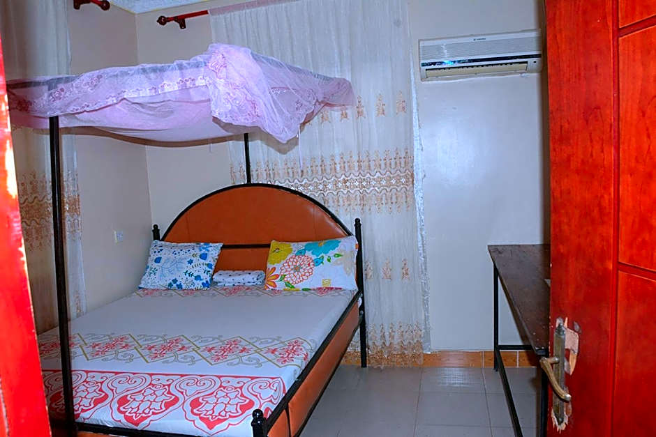 JJ & JE Family House