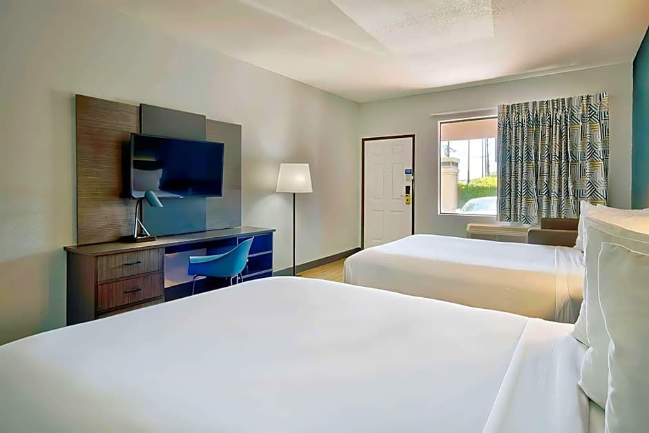 Studio 6 Suites Lawndale, CA South Bay