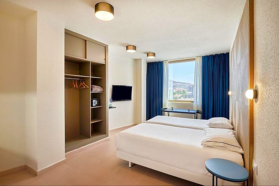 Hesperia Sant Joan Suites