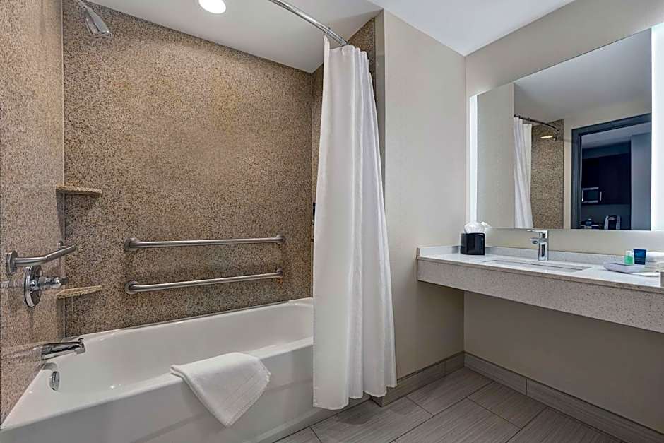 Four Points by Sheraton Birmingham Homewood