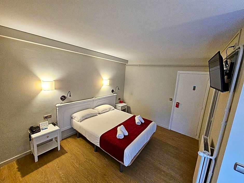 Hotel Pere D'Urg 3000