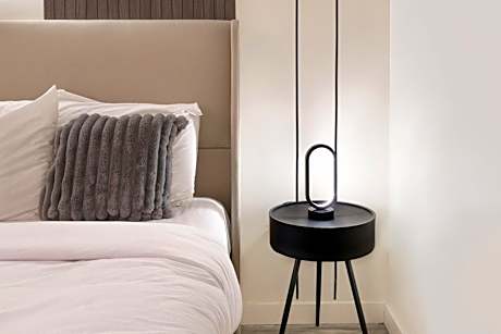 Deluxe Room, 1 King Bed