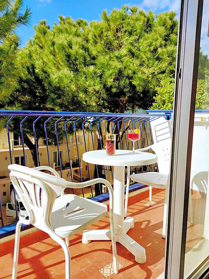 Hotel Adria B&B - Colazione fino alle 12