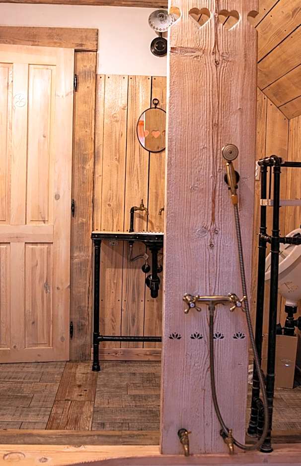 Cifrovaná drevenička