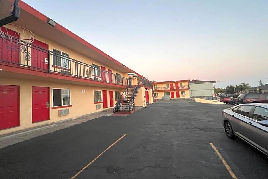 Premier Inn & Suites