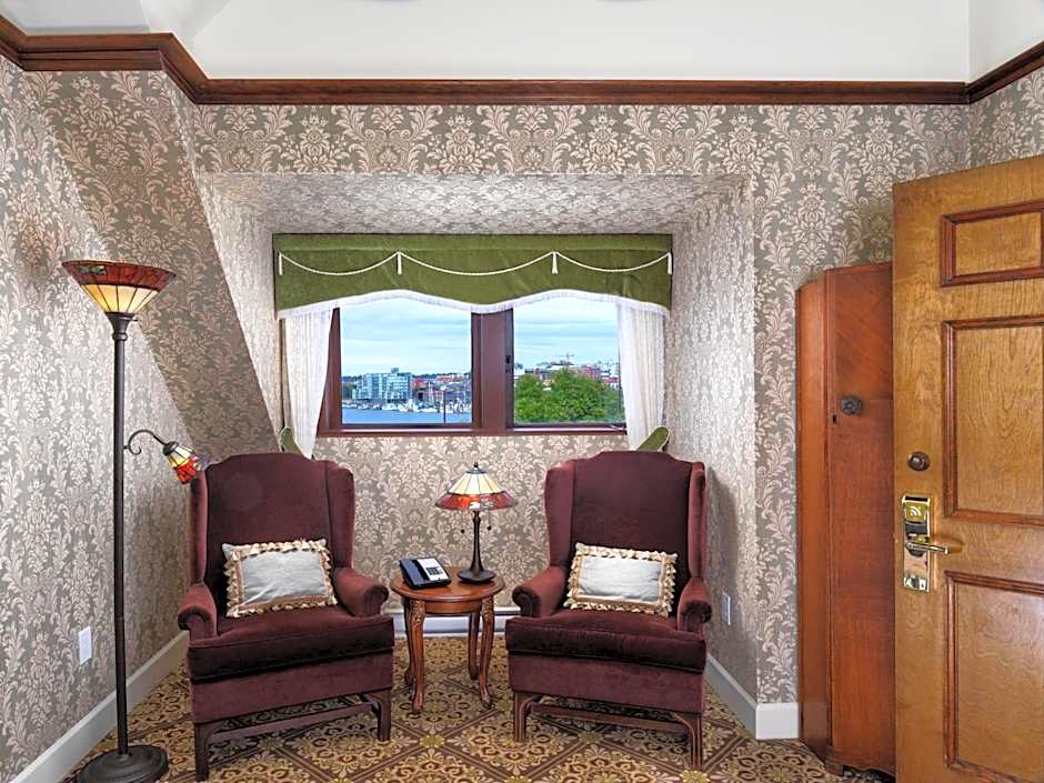 Pendray Inn and Tea House